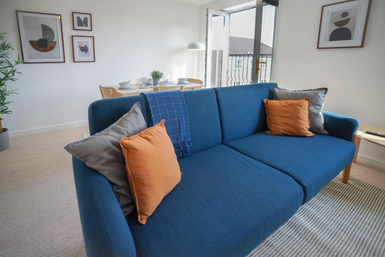 Stylish Apartment With Private Parking Cardiff Kültér fotó